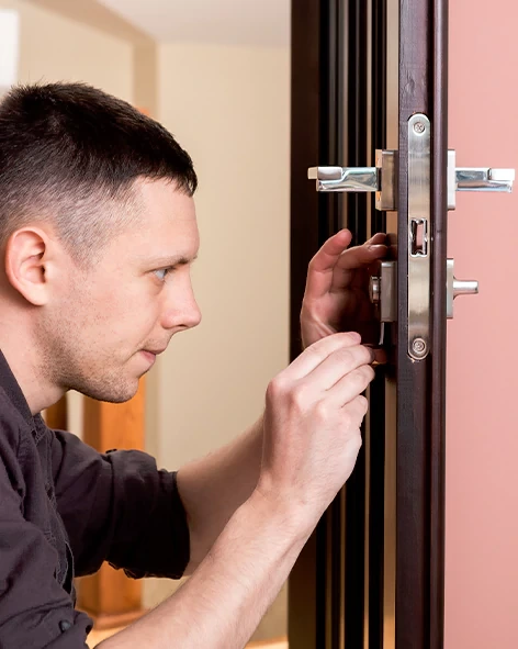 : Professional Locksmith For Commercial And Residential Locksmith Services in Bergenfield, NJ