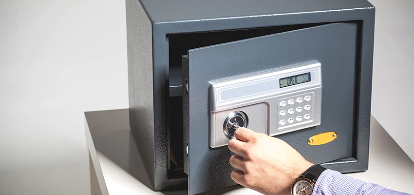 Jewelry Safe Unlocking Service in Bergenfield, New Jersey